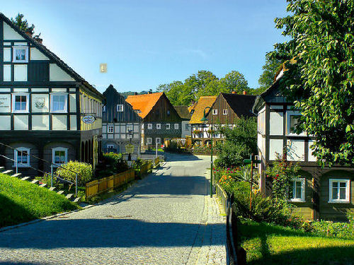 Hrázděné domy v obci Waltersdorf