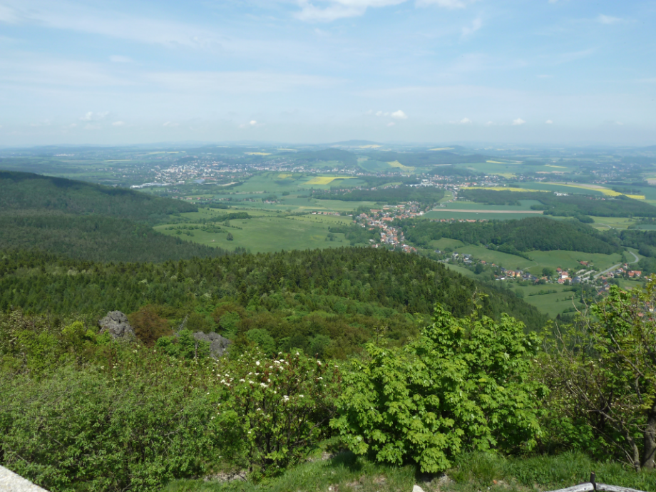 Blick auf Saalendorf und Großschönau