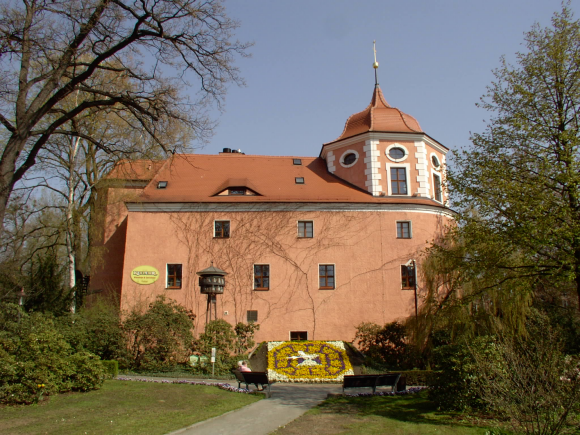 Fleischerbastei mit Blumenuhr Museum in der sächsischen Stadt Zittau Germany